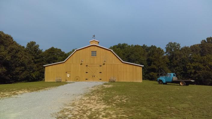 With beautiful nature surrounds, our rustic barn venue is the perfect location for weddings and events!